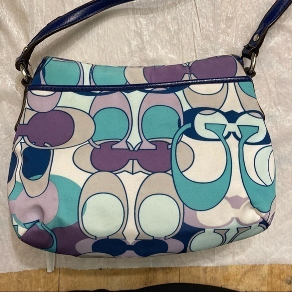 Coach blue patent leather optic c soho crossbody bag - Picture 7 of 9